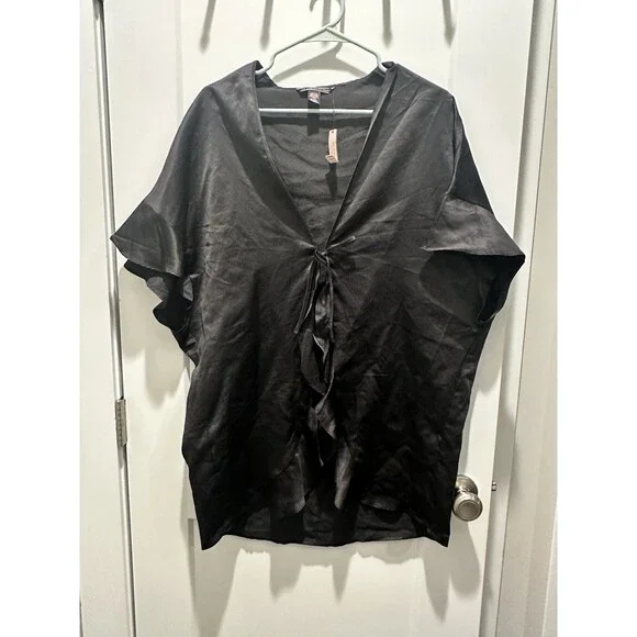 Victoria's Secret One Size Flutter Sleeve Robe Kimono Wrap Black NWT Satin Box A