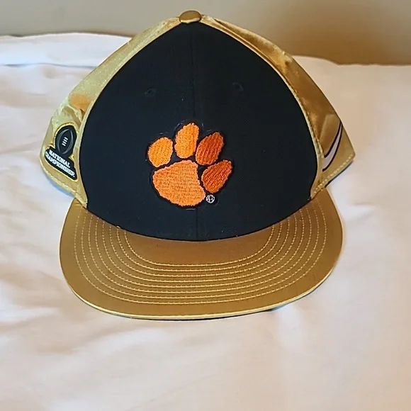 NIKE Team Clemson National Championship Snapback Hat Cap Black Gold Adjustable