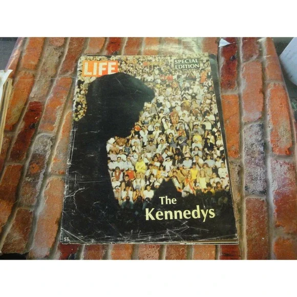 Vintage Life magazine THE KENNEDYS special edition
