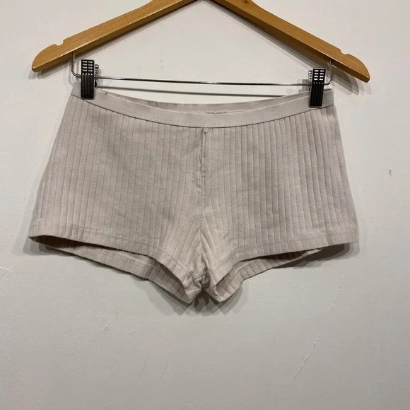 Brandy Melville Cream Ribbed Knit Boy Shorts Cotton Lounge Sleep Shorts Italy