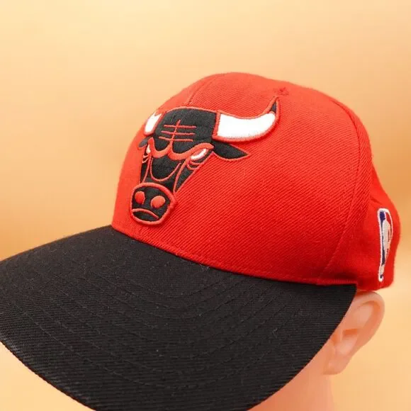 Chicago Bulls Hat Cap Mitchell Ness Snap Back Red Black NBA Basketball Mens
