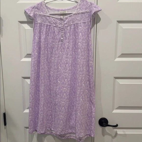 Sophia René Rofé Lavender Floral and Butterfly Short Nightgown Dress Size Medium