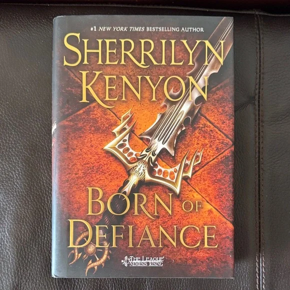 Sherrilyn Kenyon “Born of Defiance” Hardcover Science Fiction Novel