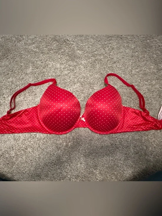 Body by Victoria Perfect Shape Victoria's Secret Red Polka Dot Push-Up Bra NWOT
