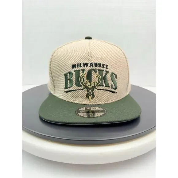 NEW ERA Milwaukee Bucks Two Tone Taupe Terry Heather Tan 9FIFTY Snapback NBA Hat