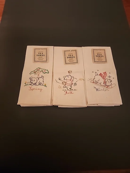 New Could be Vintage Lint Free Tea Towel, Tomorrow's Heirloom, Set Of 3, Mervyns