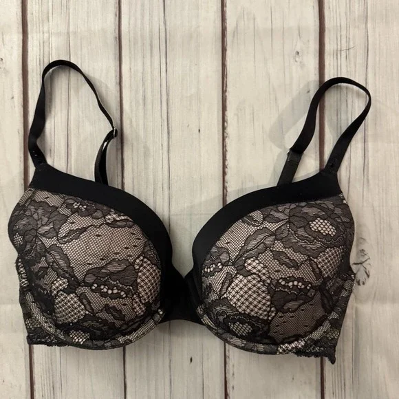 Victoria's Secret Biofit Demi Uplift‎ Bra 32DD Black Embellished Women's Sexy
