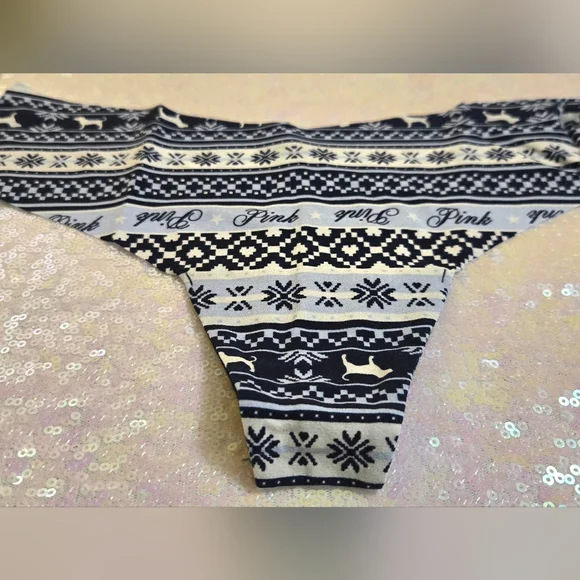 5/$40🛍 Victoria's Secret PINK No Show Blue Snowflake Dog Pattern Thong NWOT