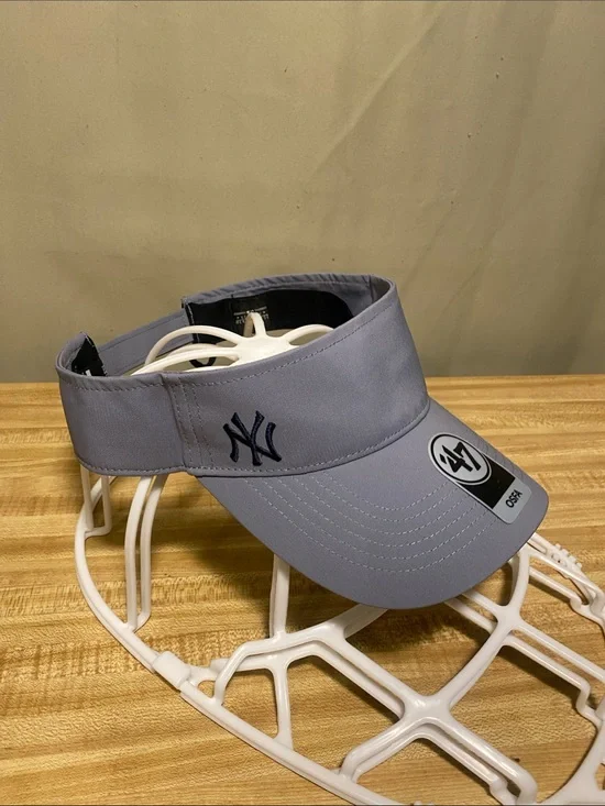 New York Yankees ‘47 OSFA Visora 900 S Adjustable Baseball Visor Grey O/S