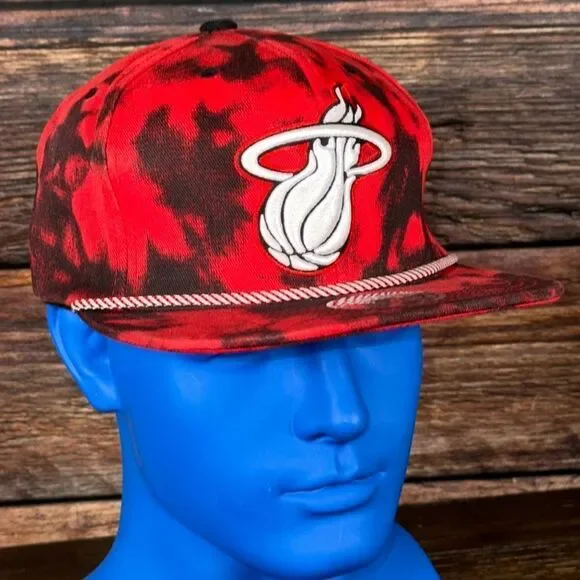 Mitchell & Ness Rare Miami Heat Acid Red SnapBack cap
