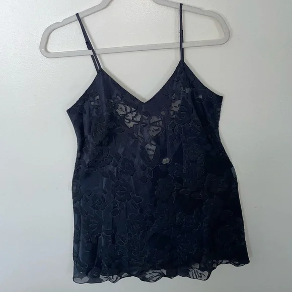 Victoria’s Secret’s Vintage Gold Label Floral Bow Back Lace Slip Dress Size M