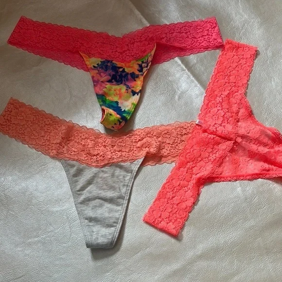 Colorful Lace Bottoms Set