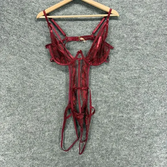 Roma Embellished Lace Bodysuit Women L Large Red Underwired Sheer Hook & Eye