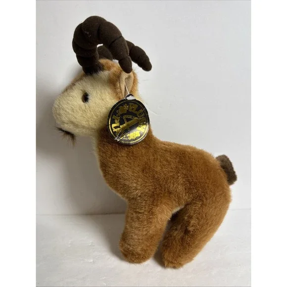 Big‎ Horn Sheep Plush 11x10 In