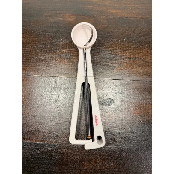 Vintage Sunbeam White Plastic Cookie Dough‎ Scoop Mechanical Thumb Trigger