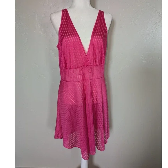 Vintage Undercover Wear Nightgown Pink Nylon Lingerie Dress 1X‎ Large USA