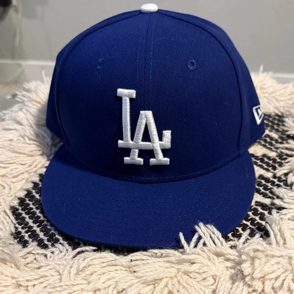 NWOT- LA Dodgers SnapBack - 9Fifty New Era - flat bill - brand new without tags
