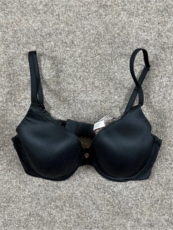 Victoria’s Secret Body By Victoria Black Lightly Lined Full Coverage Bra 32D