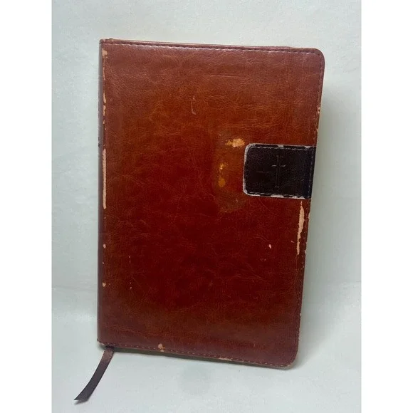 One Year Bible by Tyndale House Publishers‎ Staff  2004, Imitation Leather