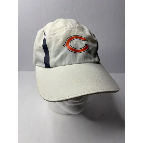 New Era Chicago Bears NFL Equipment Training Hat Cream Navy Adjustable M/L