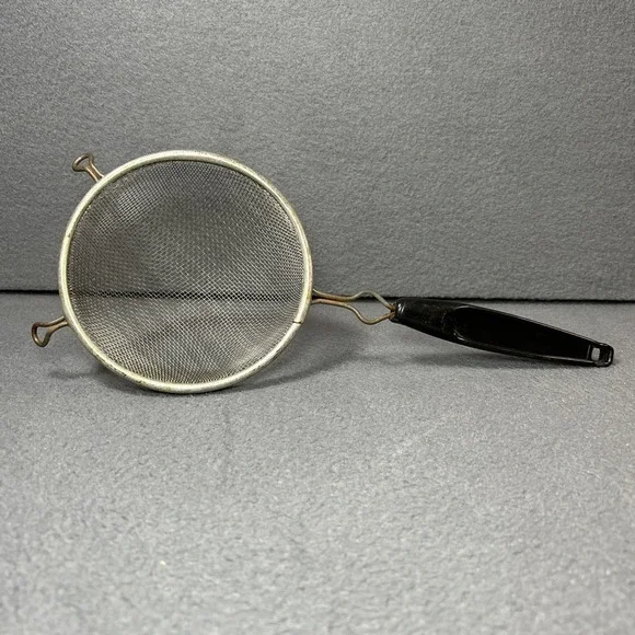 Vintage Wire Mesh Strainer Sifter 12