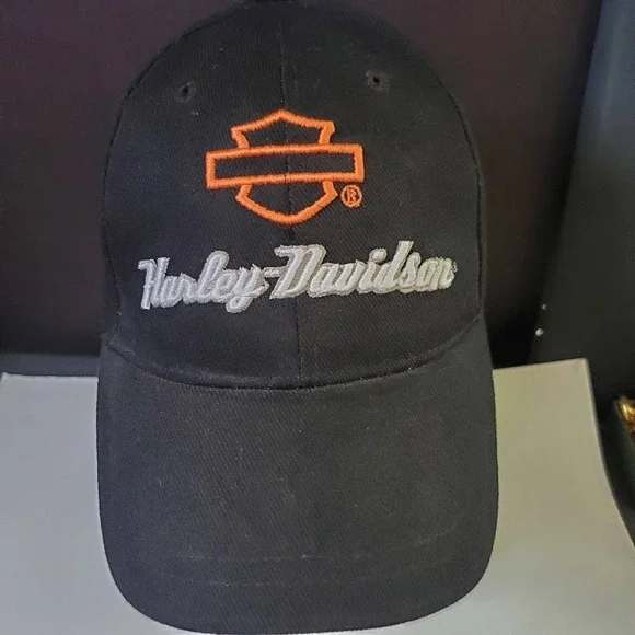 HARLEY-DAVIDSON Black Adjustable Strapback Hat Embroidered Logo & Script