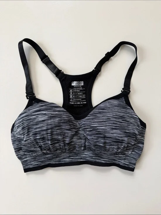 Black & Gray  Seamless Racerback Sports Bra