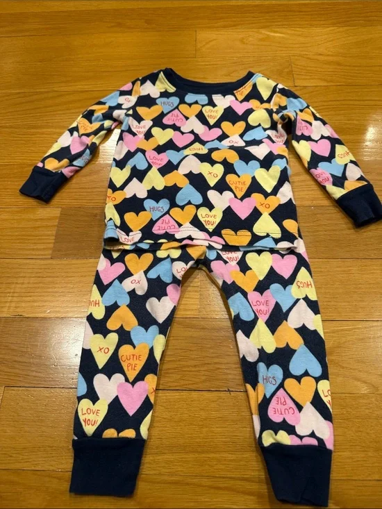 Old Navy girls valentines long sleeve 2 piece sleep set size 18-24 months .
