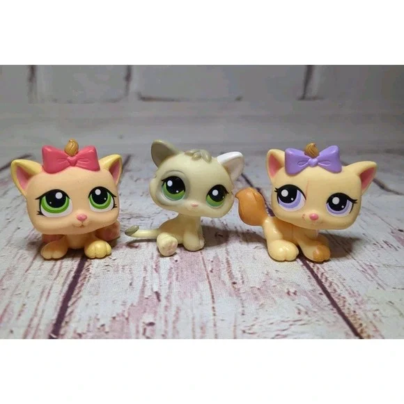 Hasbro Littlest Pet Shop 3 Kittens #1336, 1337, 1079