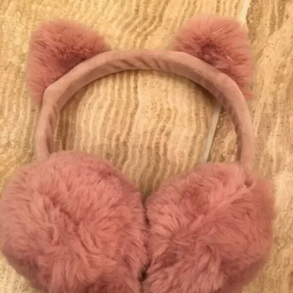 Girls Faux Fur Cat Ear Meow Earmuffs.