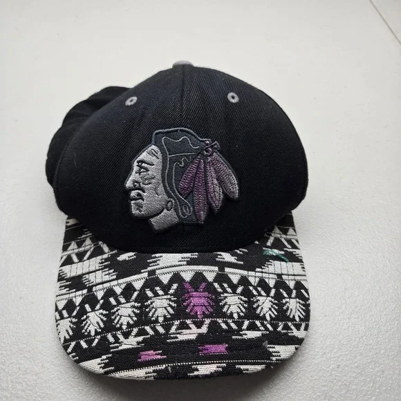 Chicago Blackhawks Unisex Baseball Cap ONE SIZE Black Flat Fitted