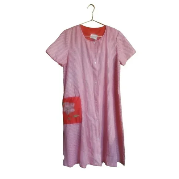 Vintage 60s 70s Red White Striped Embroidered Pocket  House Coat Robe Size M