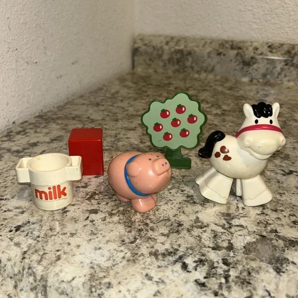 Vintage Fisher Price Farm Animals And‎ Accessories Lot Pig, Horse, Tree, Milk B3