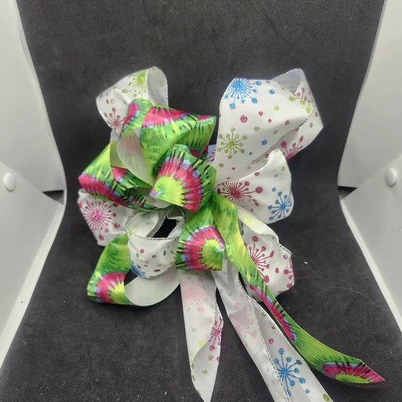 Hand Crafted Hair Bow Clip Colorful Ribbon Bow with Firework Pattern