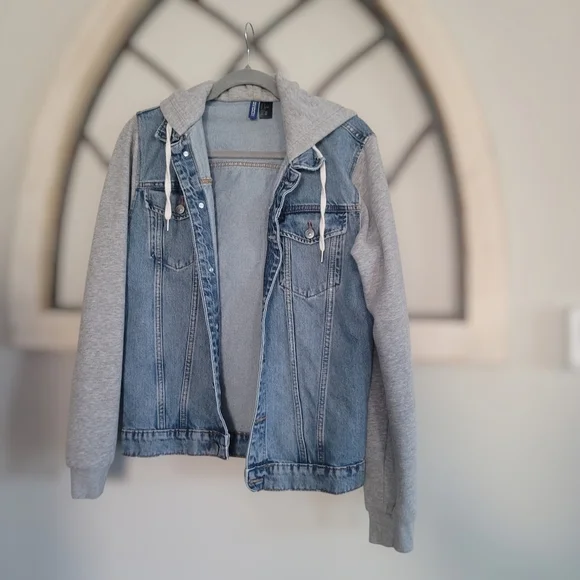 Divided Denim Jean Jacket, Cotton Stretch Hooded Sleeve Sweatshirt Gray, Sz S