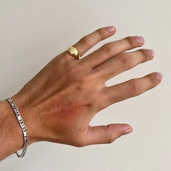 vintage gold signet oval ring