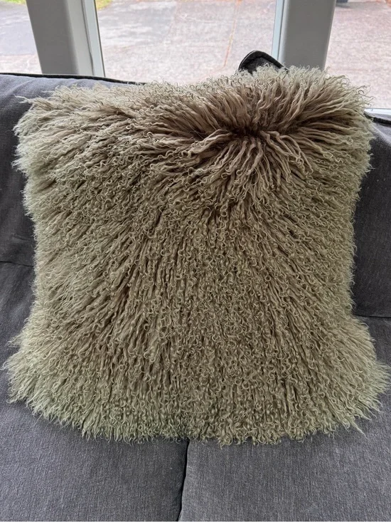 Crate&Barrel Mongolian Sheepskin 23”x23” Burnt Green Throw Pillow