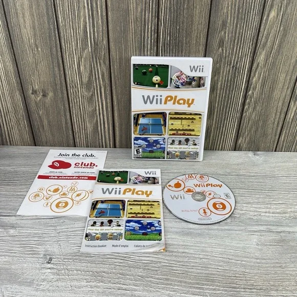 Wii Play Nintendo Game Disc, Case and Manual!  Tested Working