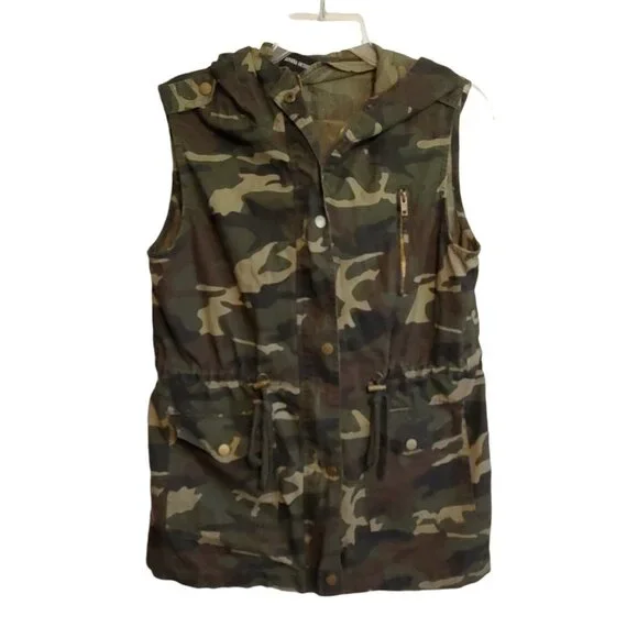 Zenana Outfitters Camouflage Utility Vest with Hood