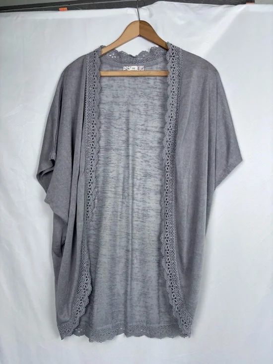 Pink Republic Light Gray Crochet Trim Open Cardigan