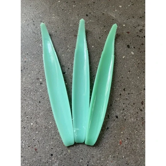(3) Vintage Tupperware Lettuce Tomato Corer Grapefruit Knife Jadeite  Green 885
