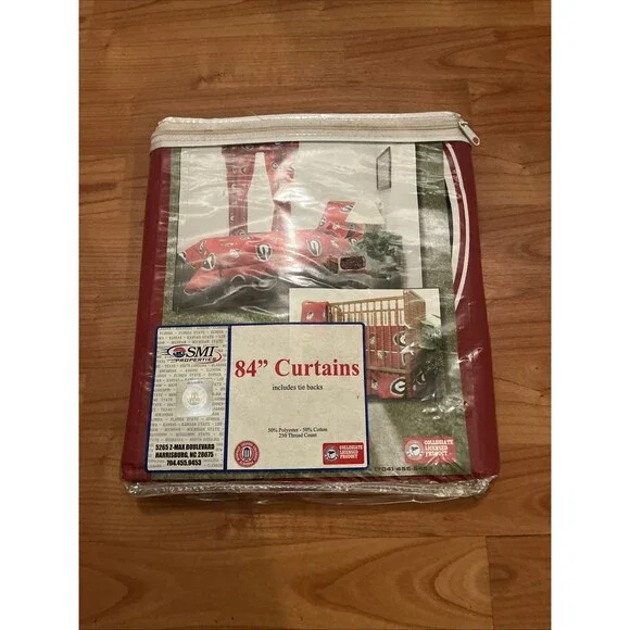 Georgia Bulldogs Curtain 2-Piece Matching Panel Set 84