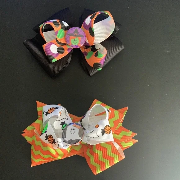 Halloween bows set‎ of 2 .