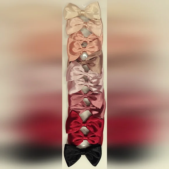 Elegant Set Of 8 Hairbows