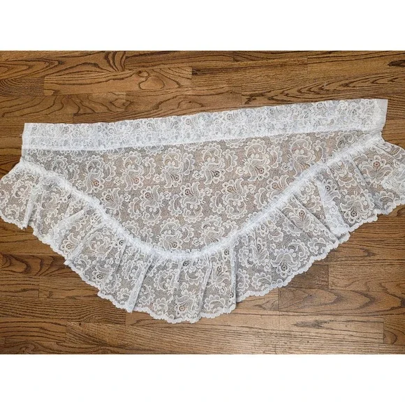 White Floral Lace Swag Valance Ruffled Edge Sheer Window Curtain 39x22 Victorian