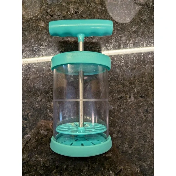 Pampered Chef Whipped‎ Cream Maker #1461 Teal Handheld Manual Whipper