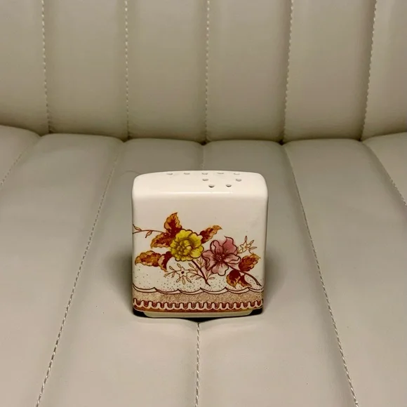 *VTG* Oriental Gardens by Brown & Ritchie 1930's Pepper Shaker‎