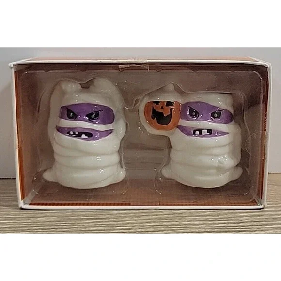 Halloween Mummy Salt and Pepper‎ Shakers Spooky Ceramic Figurines 3in