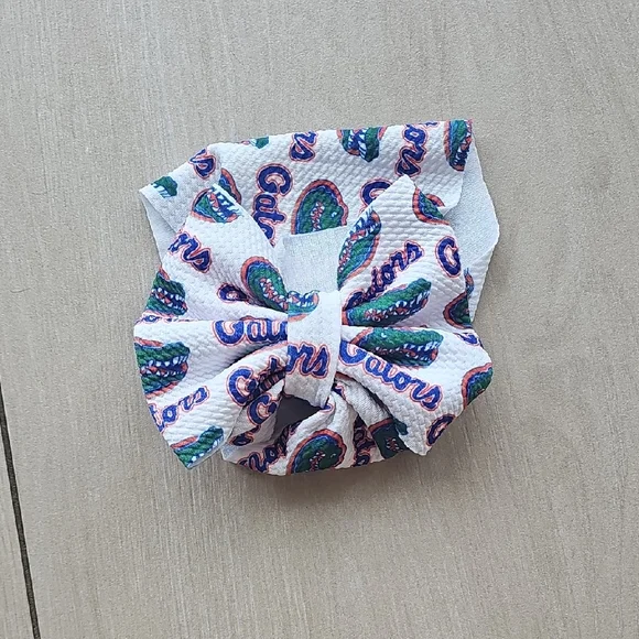 Gators Kids Hair Bow - White and Green