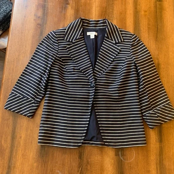 Coldwater Creek Blazer 8 Navy White Stripes 3/4 Sleeves One Button Jacket